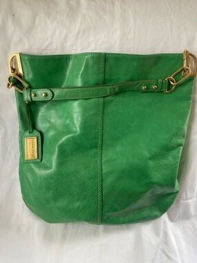 Badgley Mischka Bright Green Leather Shoulder Bag with Gold Hardware